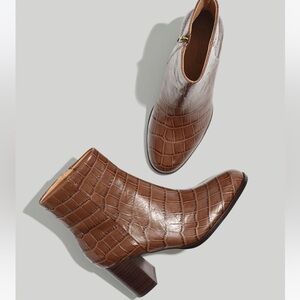 Madewell The Mira Side-Seam Ankle Boot in Croc Embossed Leather 8.5